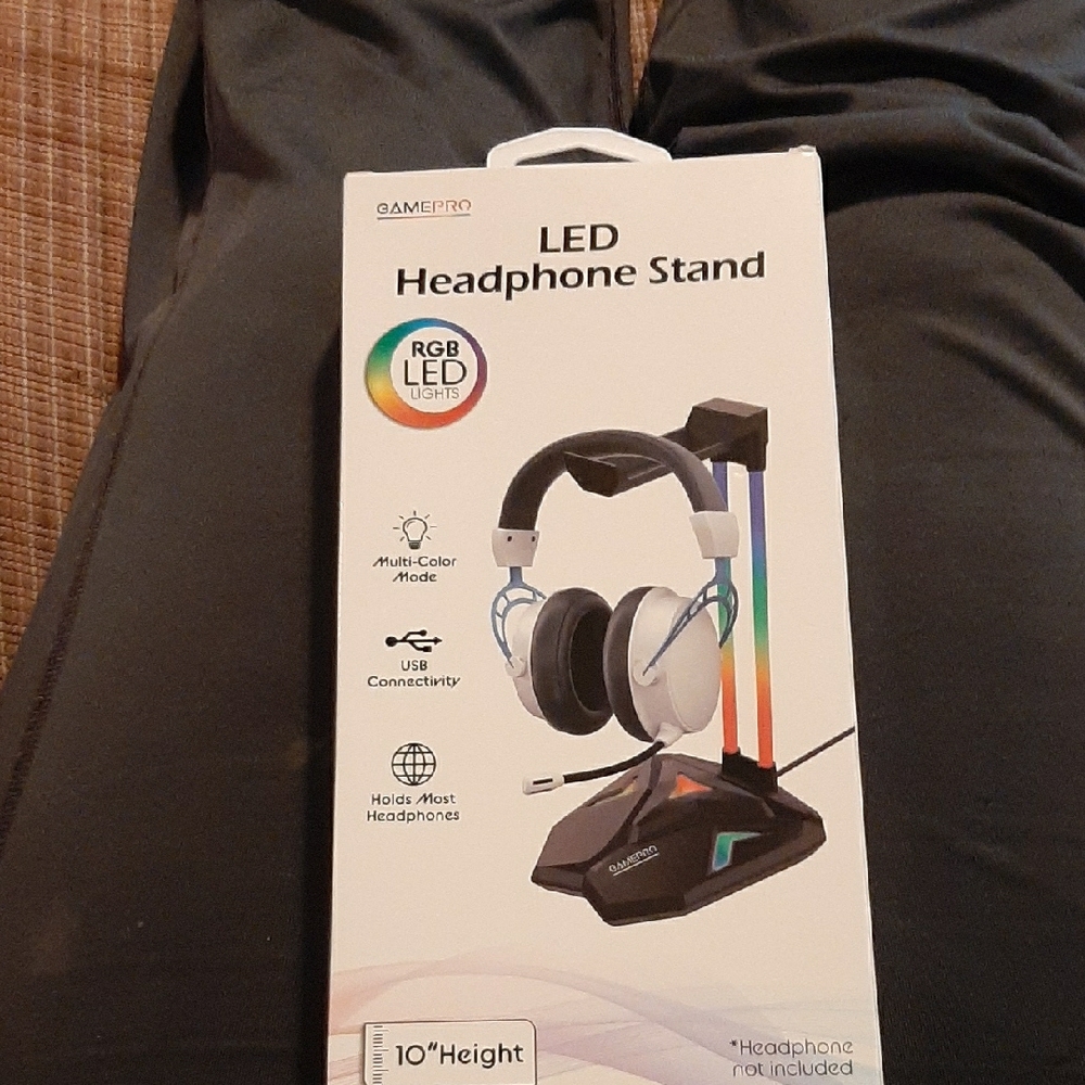 GamePro LED Headphone Stand with RGB Lights